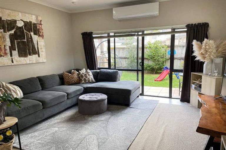 Photo of property in 3 Skip Lane, East Tamaki, Auckland, 2013