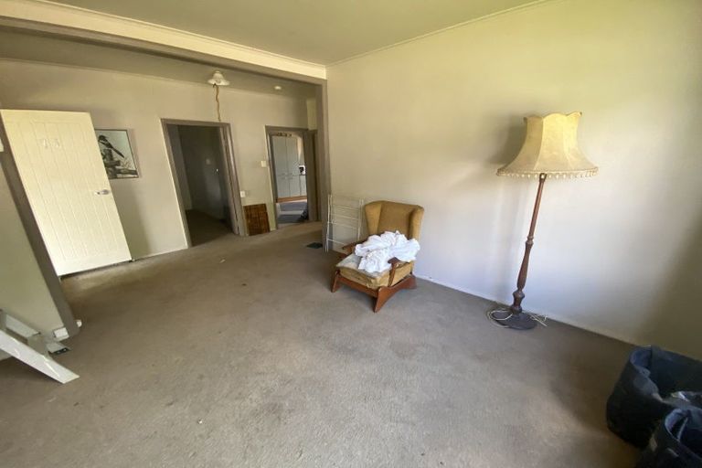 Photo of property in 71 Avenue Road, Foxton, 4814