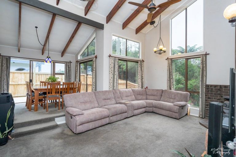 Photo of property in 456a Stokes Valley Road, Stokes Valley, Lower Hutt, 5019