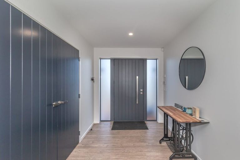 Photo of property in 28 Oriwa Lane, Levin, 5571