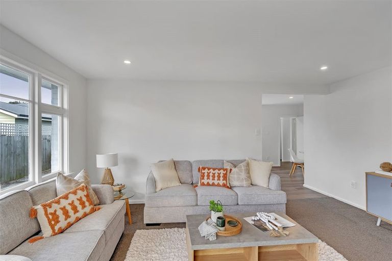 Photo of property in 102 Bassett Street, Burwood, Christchurch, 8083