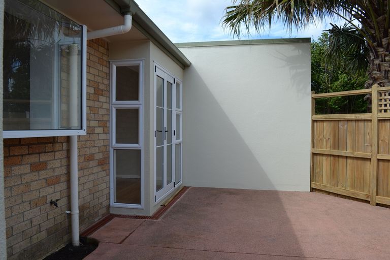 Photo of property in 16a Bristol Avenue, Brookfield, Tauranga, 3110