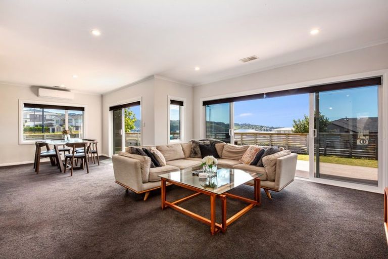 Photo of property in 25 Ken Douglas Drive, Aotea, Porirua, 5024