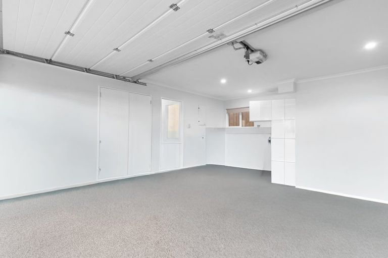 Photo of property in 13 Orona Way, Papatoetoe, Auckland, 2025