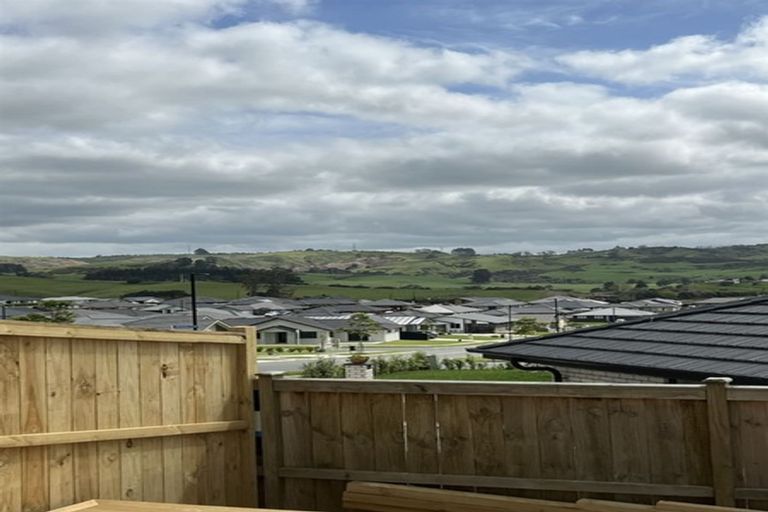 Photo of property in 15 Wingfield Road, Pokeno, 2402