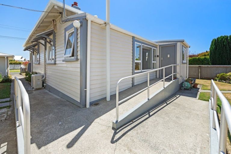 Photo of property in 11 Normanby Street, Fitzroy, New Plymouth, 4312