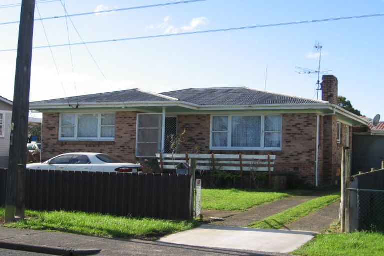 Photo of property in 6 Everitt Road, Otara, Auckland, 2023