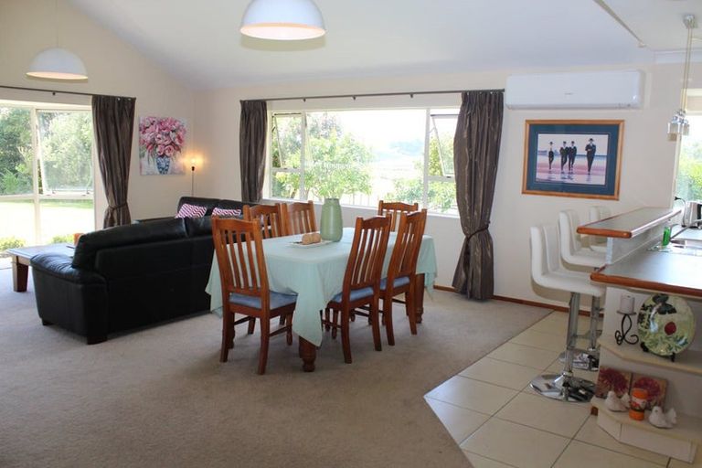 Photo of property in 38 Henson Road, Whitford, Howick, 2571