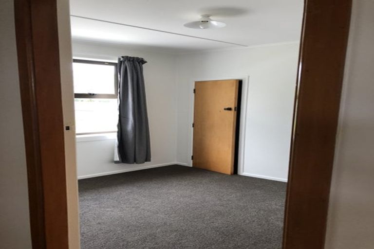 Photo of property in 10 Warwick Crescent, Taradale, Napier, 4112