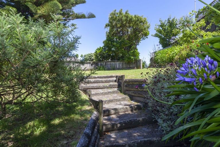 Photo of property in 131 Rosetta Road, Raumati South, Paraparaumu, 5032