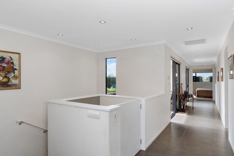 Photo of property in 28 Noble Johnston Drive, Katikati, 3129