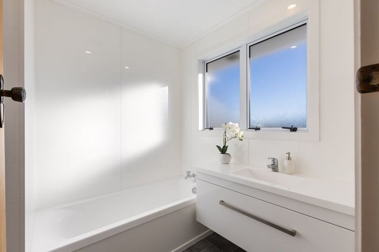Photo of property in 20 Oruaiti Crescent, Ashhurst, 4810