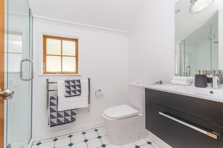 Photo of property in 8 Kilmister Avenue, Thorndon, Wellington, 6011