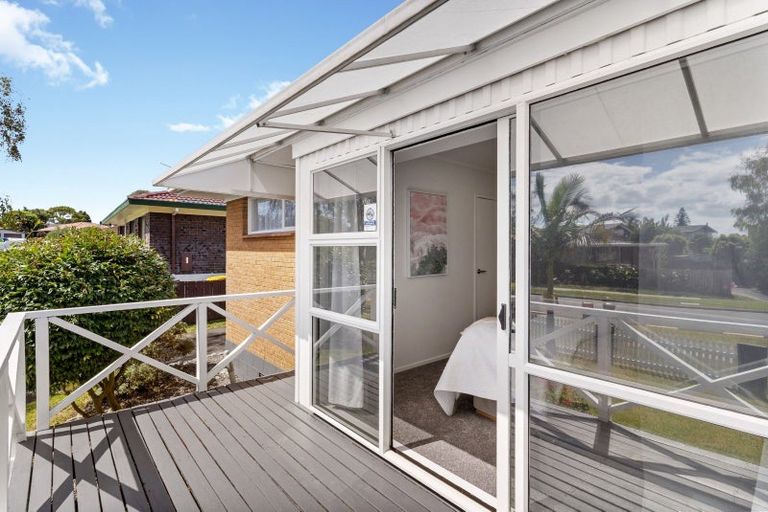 Photo of property in 1/38 Ballater Place, Highland Park, Auckland, 2010