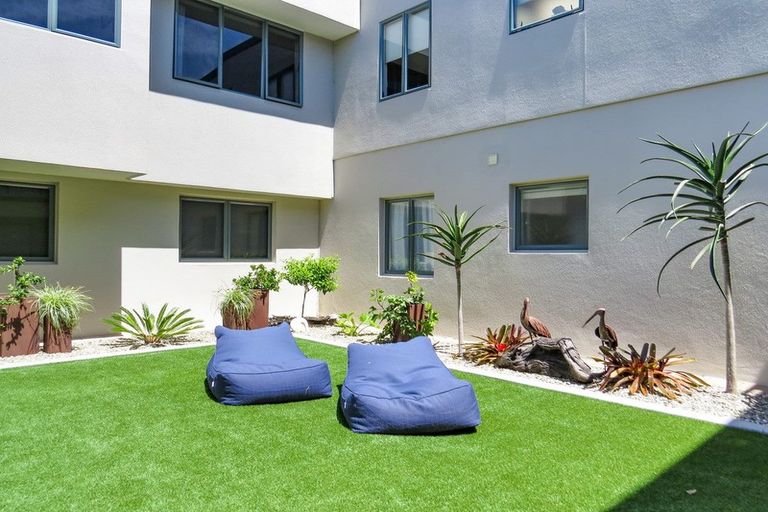 Photo of property in Beachpoint Apartments, 2/5 West End Road, Ohope, 3121