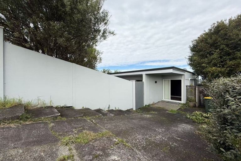Photo of property in 96 Carlisle Road, Browns Bay, Auckland, 0632