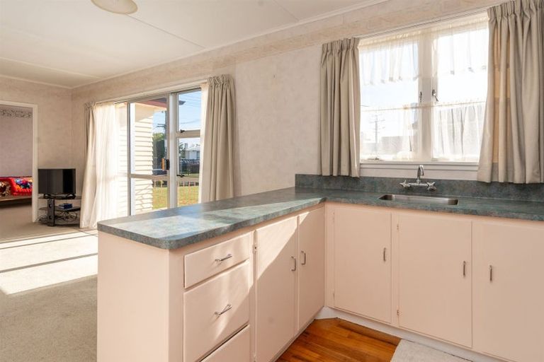 Photo of property in 96 Peacockes Road, Fitzroy, Hamilton, 3206