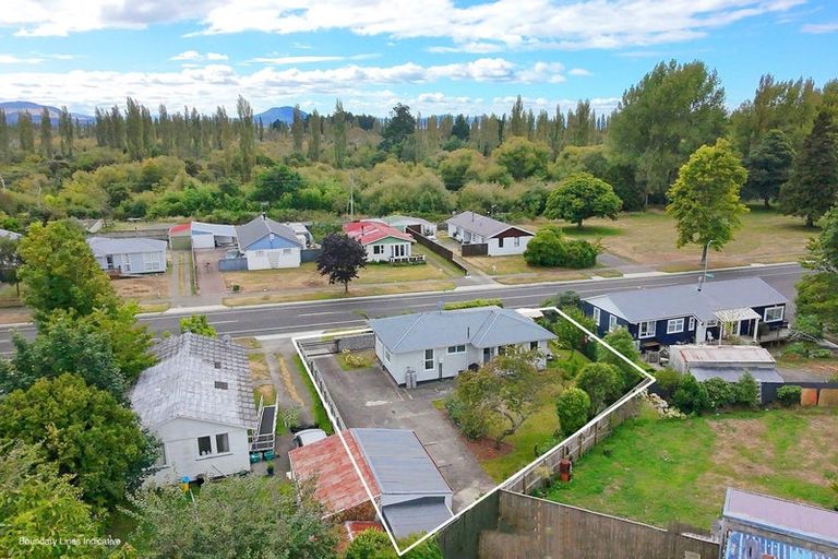 Photo of property in 146 Te Rangitautahanga Road, Turangi, 3334