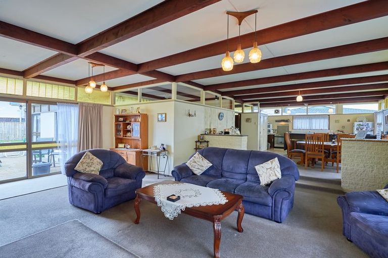 Photo of property in 36 Chippendale Crescent, Highbury, Palmerston North, 4412