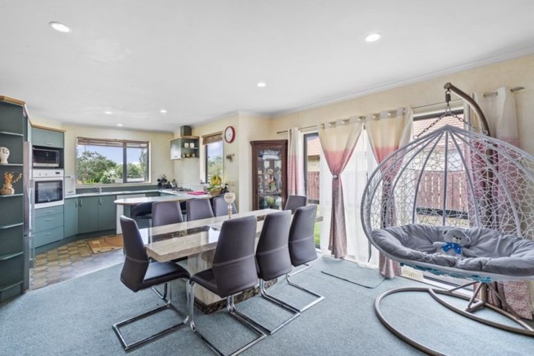 Photo of property in 25 Twickenham Place, Nawton, Hamilton, 3200