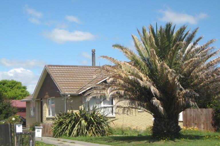 Photo of property in 29 Malabar Crescent, Broomfield, Christchurch, 8042