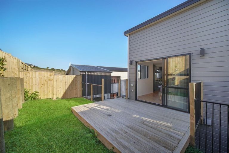 Photo of property in 22b Crestview Rise, Papakura, 2110