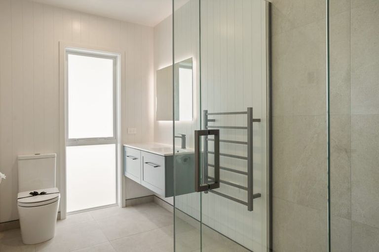 Photo of property in 156 Kupe Drive, Whitianga, 3510