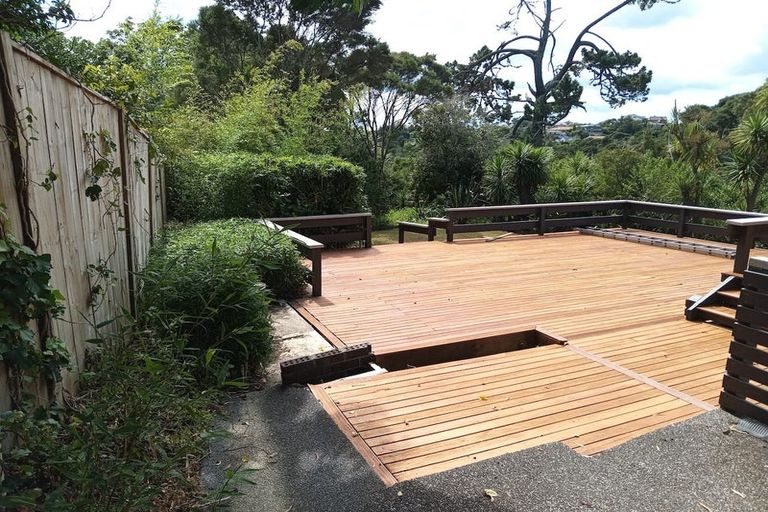 Photo of property in 55 Onewa Road, Northcote, Auckland, 0627