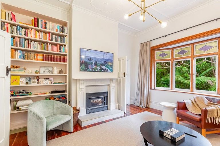 Photo of property in 262 Glengarry Road, Glen Eden, Auckland, 0602