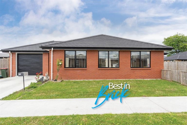Photo of property in 35 Benjamin Avenue, Rototuna North, Hamilton, 3210