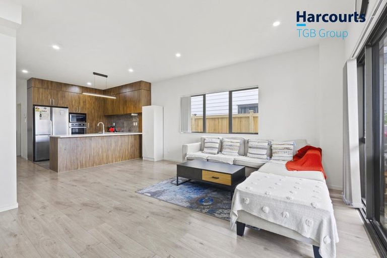 Photo of property in 13 Whakaruru Lane, Karaka, Papakura, 2113