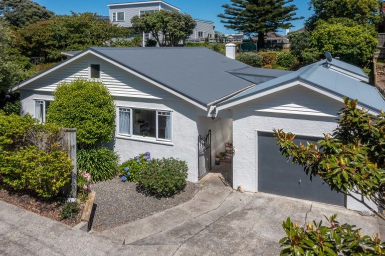 Photo of property in 131 Rosetta Road, Raumati South, Paraparaumu, 5032