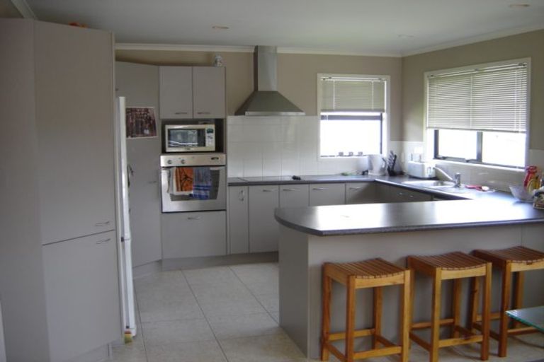 Photo of property in 104 George Deane Place, Greenhithe, Auckland, 0632