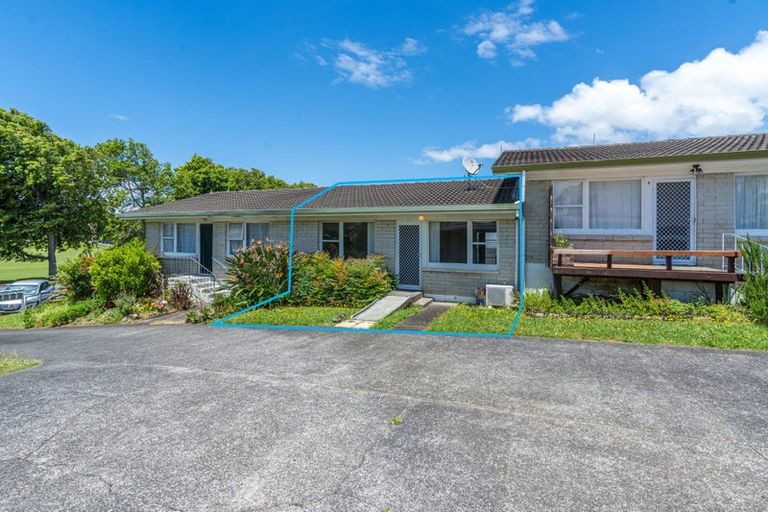 Photo of property in 2/77a Wellington Street, Howick, Auckland, 2014
