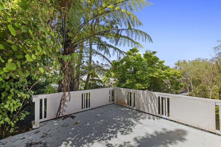 Photo of property in 89 Mulberry Street, Normandale, Lower Hutt, 5010