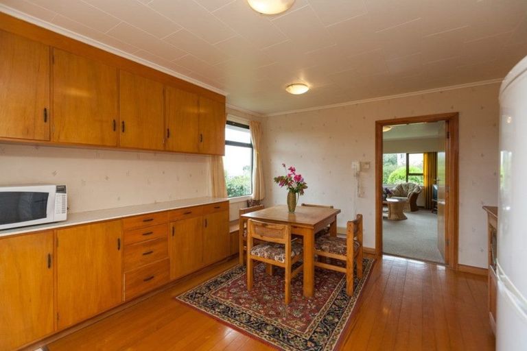 Photo of property in 4 Mission Street, Moturoa, New Plymouth, 4310