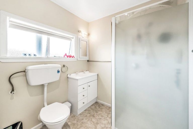 Photo of property in 12 Gift Street, Coalgate, 7673