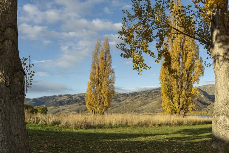 Photo of property in 28 Foster Place, Mount Pisa, Cromwell, 9383