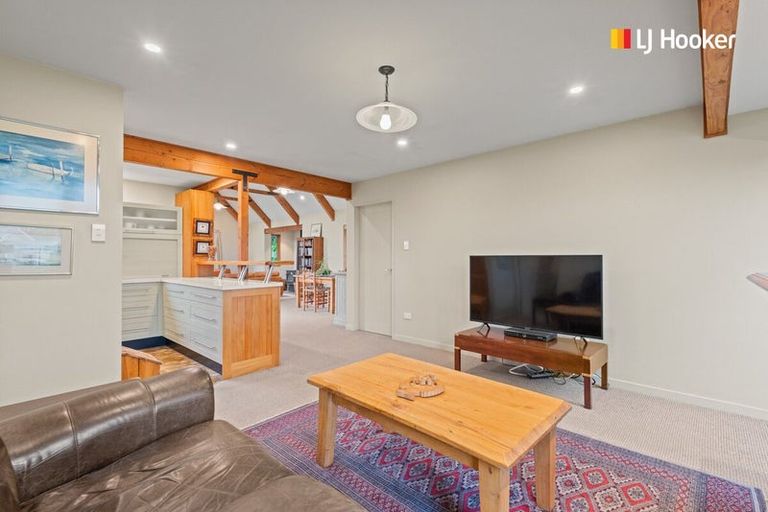 Photo of property in 19 Skerries Street, Outram, 9019