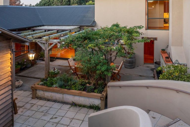 Photo of property in 111 Ngarara Road, Waikanae, 5036