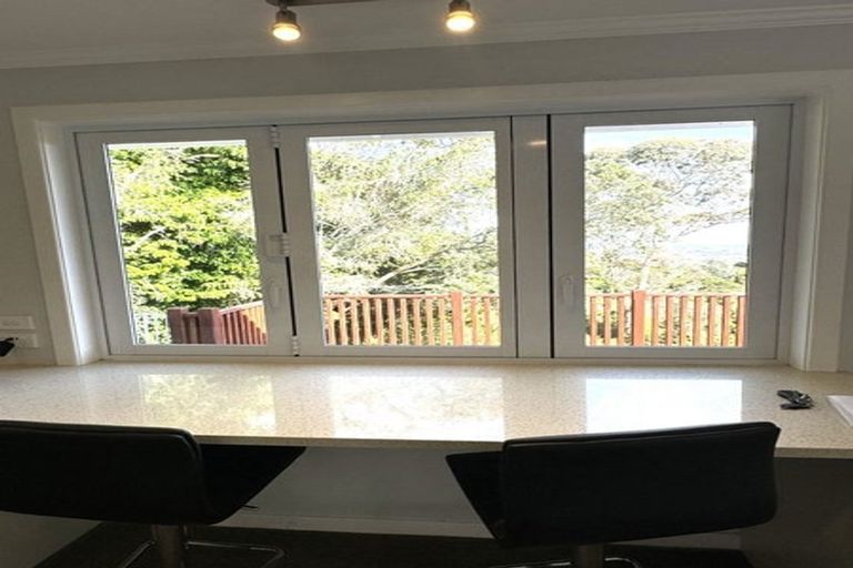 Photo of property in 29 Sunhill Road, Sunnyvale, Auckland, 0612