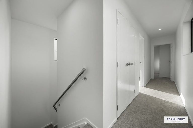 Photo of property in 36 Stableford Crescent, Opaheke, 2113