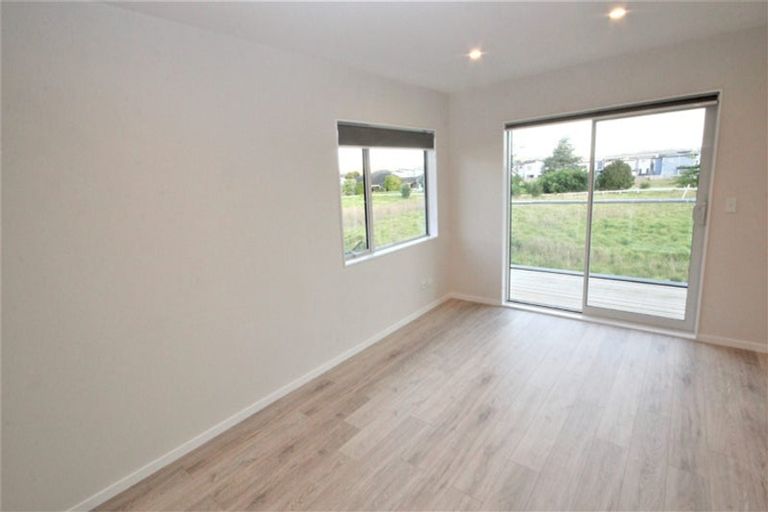 Photo of property in 7 Myland Drive, Hobsonville, Auckland, 0616