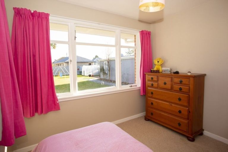 Photo of property in 17 Galbraith Street, Allenton, Ashburton, 7700