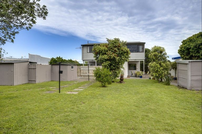 Photo of property in 426 Main North Road, Bay View, Napier, 4104