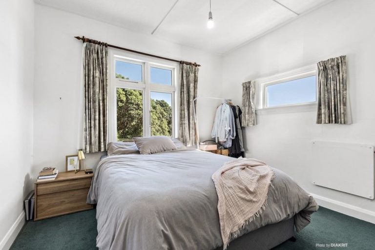 Photo of property in 3a Linwood Way, Island Bay, Wellington, 6023