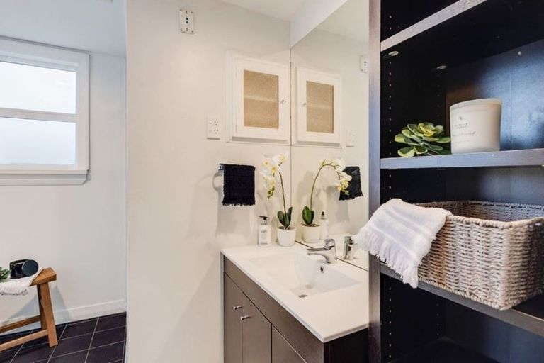 Photo of property in 11 Meredith Street, Addington, Christchurch, 8024