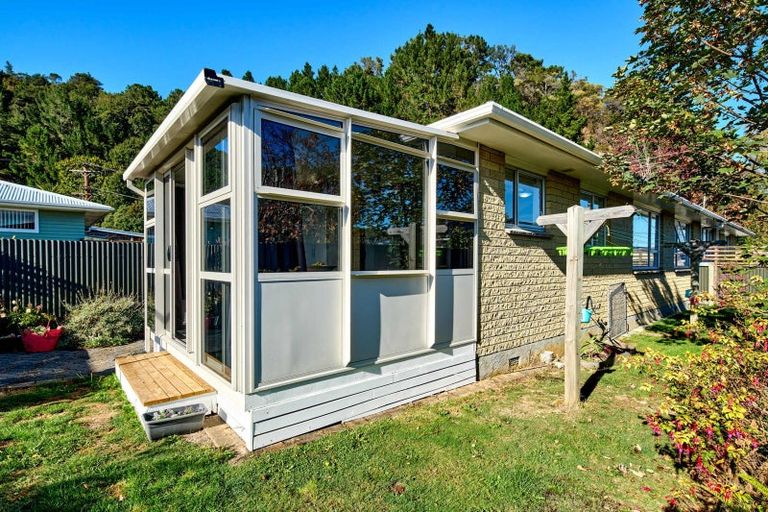 Photo of property in 87b Ward Street, Wallaceville, Upper Hutt, 5018