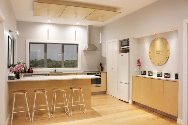 Photo of property in 47 Seymour Grove, Kingsley Heights, Upper Hutt, 5018