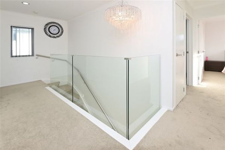 Photo of property in 2 Tirau Place, Mangere, Auckland, 2022